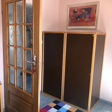 Wohlfuehlen In Gepflegter 70 Qm Oberwohnung Marienhafe