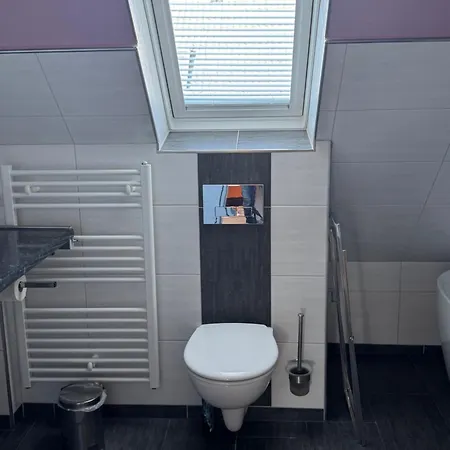 Wohlfuehlen In Gepflegter 70 Qm Oberwohnung