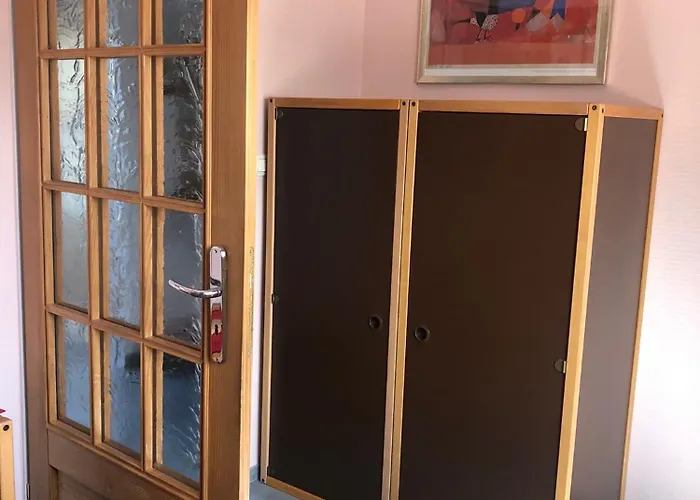 Wohlfuehlen In Gepflegter 70 Qm Oberwohnung Marienhafe