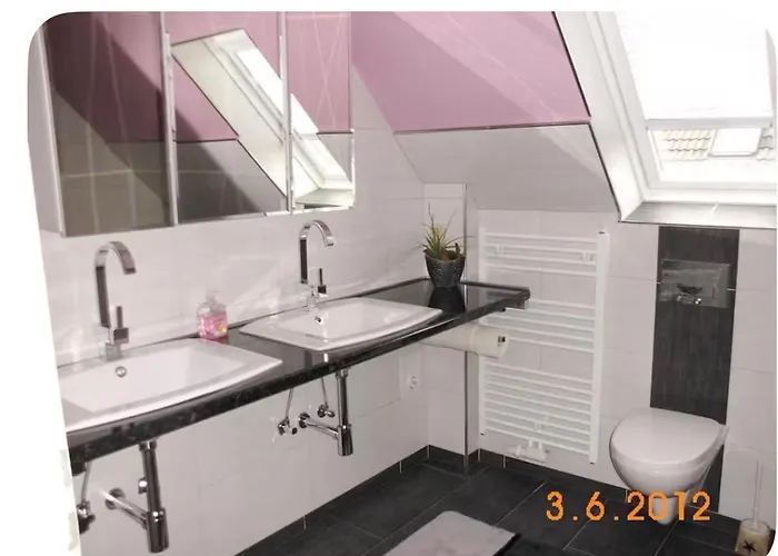 Lejlighed Wohlfuehlen In Gepflegter 70 Qm Oberwohnung